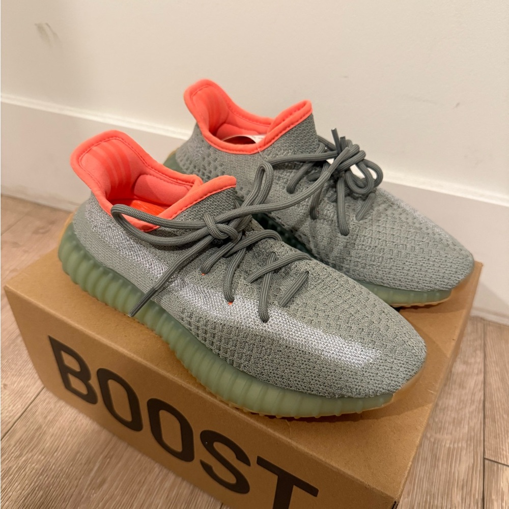 Authentic Yeezy Boost Sneakers (BRAND NEW)